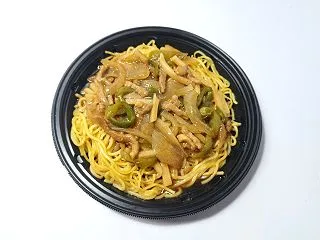 香ばし麺のチンジャオロース焼そば【セブン…