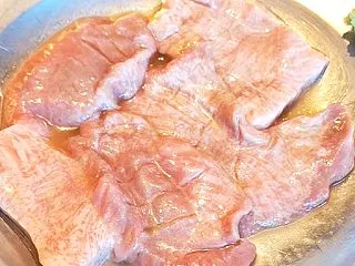 生牛タンが美味しい焼肉さんたま