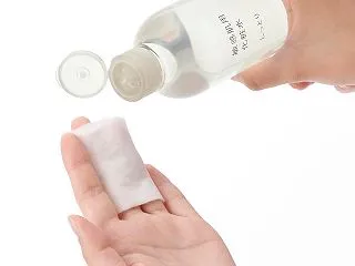 頬 ニキビ 化粧水 無印良品 敏感肌用