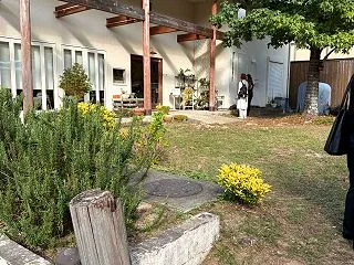 あちこちに…