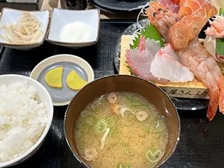 箱盛り御膳 ニューツルマツ４（天王寺）