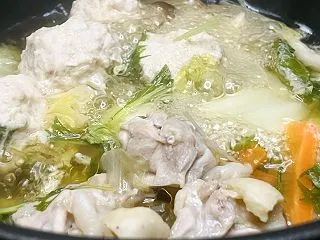 鶏だんご鍋