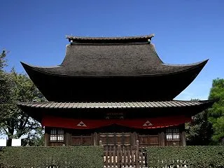 国宝・正福寺地蔵堂、屋根の反りに宿る美
