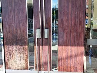 神奈川県横浜市 マンションエントランスド…