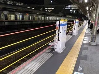 ホーム柵あって当然でしょう