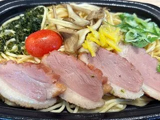 鴨と舞茸のペペロンチーノ