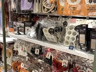 【スリーコインズ】出遅れたけどお得に買え…