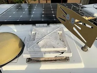いいシャツを汚してカミさんに怒られた