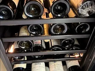261001 発注していたワインセラーが…