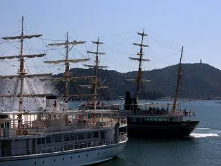 【うず潮観光の拠点】 福良港より