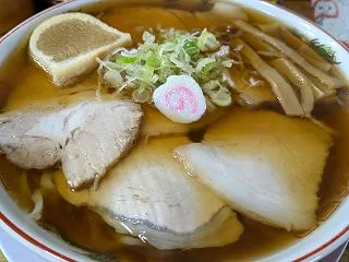 青森県弘前市 花菱「チャーシュー麺 大」