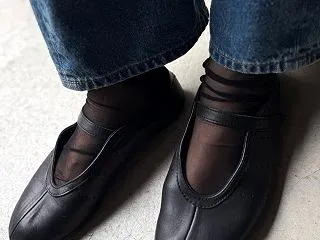 【秋コーデまとめ】やっと再入荷したアディ…