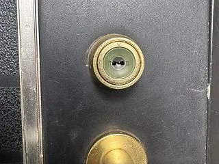 鍵不具合が起きやすいディンプルキーの分解…