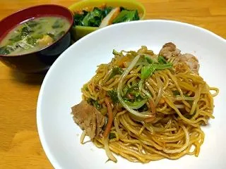 畑で何か育っているかな？