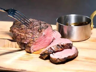 ジビエとは野生の猪や鹿などの食肉。丹波篠…