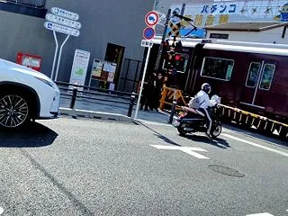 あの～ 10月も後半で真夏日とか・・・