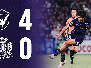 レッドで退場、4失点…「失点ダービー」の…