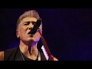 ６１歳吉川晃司全国ツアーファイナルで熱狂…