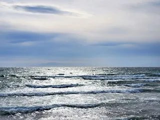 潮風で秋の訪れを感じます