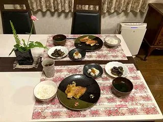 夕食はアカウオの西京焼き