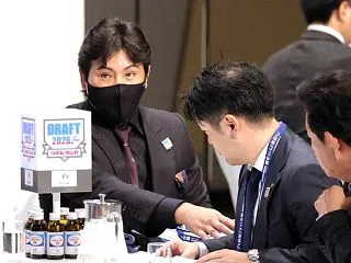 【ドラフト】日本ハム5人中4人が高校生 …