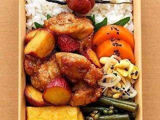 さつまいもと鶏肉の甘辛煮