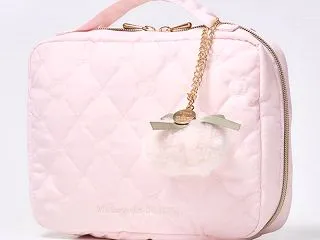 ＼ふわふわファーのももチャームつき♥／ …