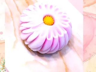 ◆和菓子における菊の花のモチーフの意味は…