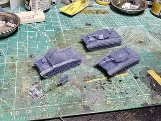 1/144 クルセイダー巡航戦車、UVレ…