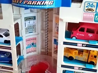 お店&川のマスキングテープでトミ…