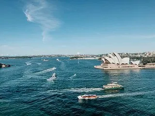 December in Sydney i…