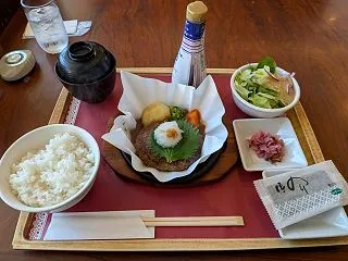 ロイヤルホスト 朝の和風ハンバーグ膳