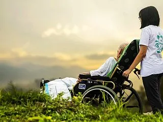 超高齢者の医療・どこまで治療するか、本人…