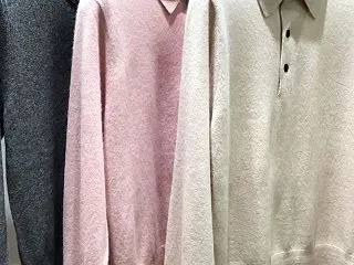 HYKEのラクーンニット