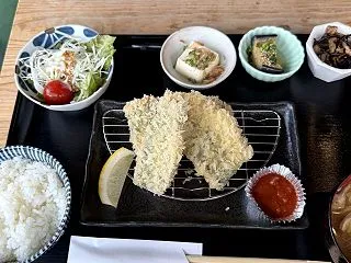 【千葉・鋸南食堂】アジフライが、ふわっ、…