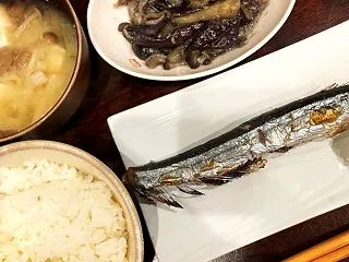 秋刀魚の塩焼き