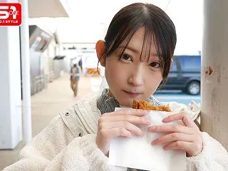 『巨乳』 奇跡のスレンダーHカップで若く…