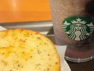 ブラックベリーヨーグルトフラペチーノ
