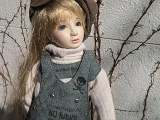 next doll 22 顔のメイク 肌…