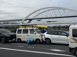 江北橋通り 東京都足立区 江北橋付近 バ…