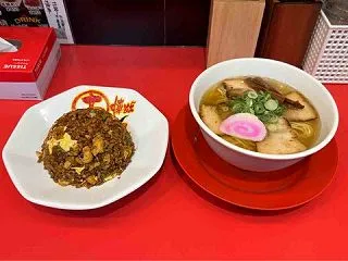 神戸センタープラザ西館地下の和歌山中華そ…
