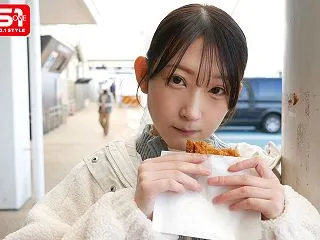 奇跡のスレンダーHカップで若くて、おしと…
