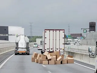 落下物による事故の責任と過失割合｜落とし…