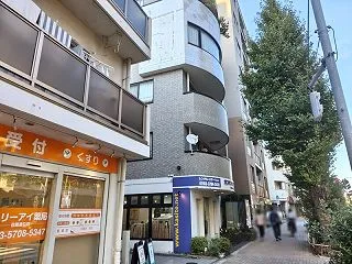 現地調査魂が疼いた？