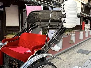 花魁道中準備～博多おくんち。