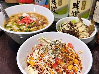 千歳船橋の沖縄料理「中む食堂」でコンボラ…