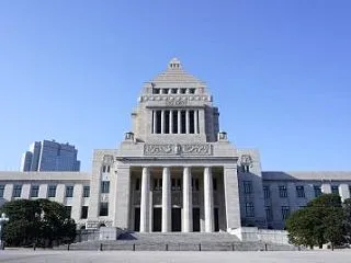 【は？】養子皇族は養親と同居する義務はな…
