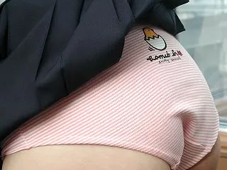 バックプリントパンチラ！ ～おこちゃまぱ…