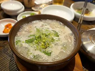 【ソウル 孔徳】 濫志スンデック「남지 …