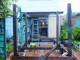 早朝DIY ウッドデッキ